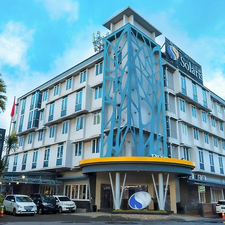 Solaris Hotel Malang Exterior photo