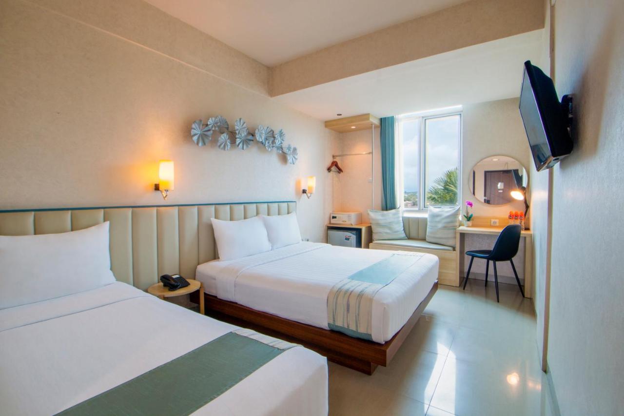 Solaris Hotel Malang Exterior photo