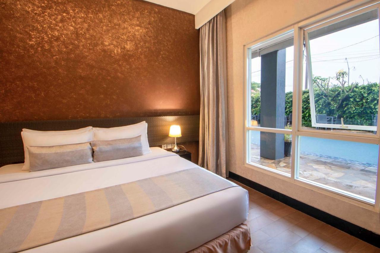 Solaris Hotel Malang Exterior photo
